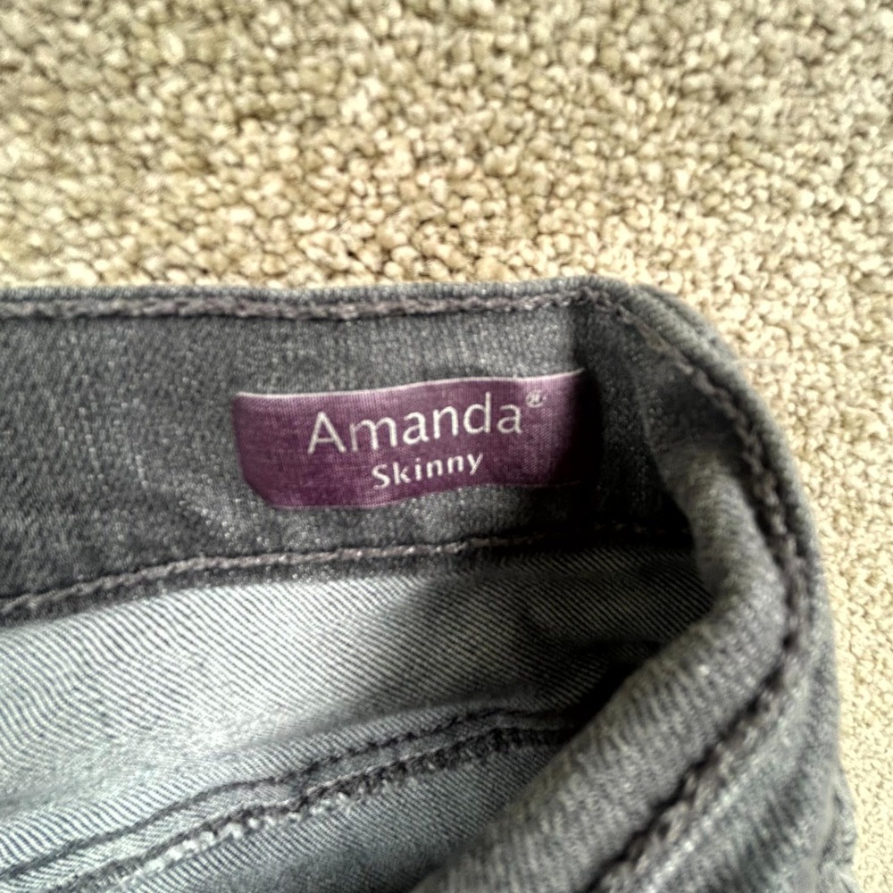 Gloria Vanderbilt Amanda Skinny Jeans Womens 4P Black Whiskering Denim‎ Cotton - Picture 7 of 9